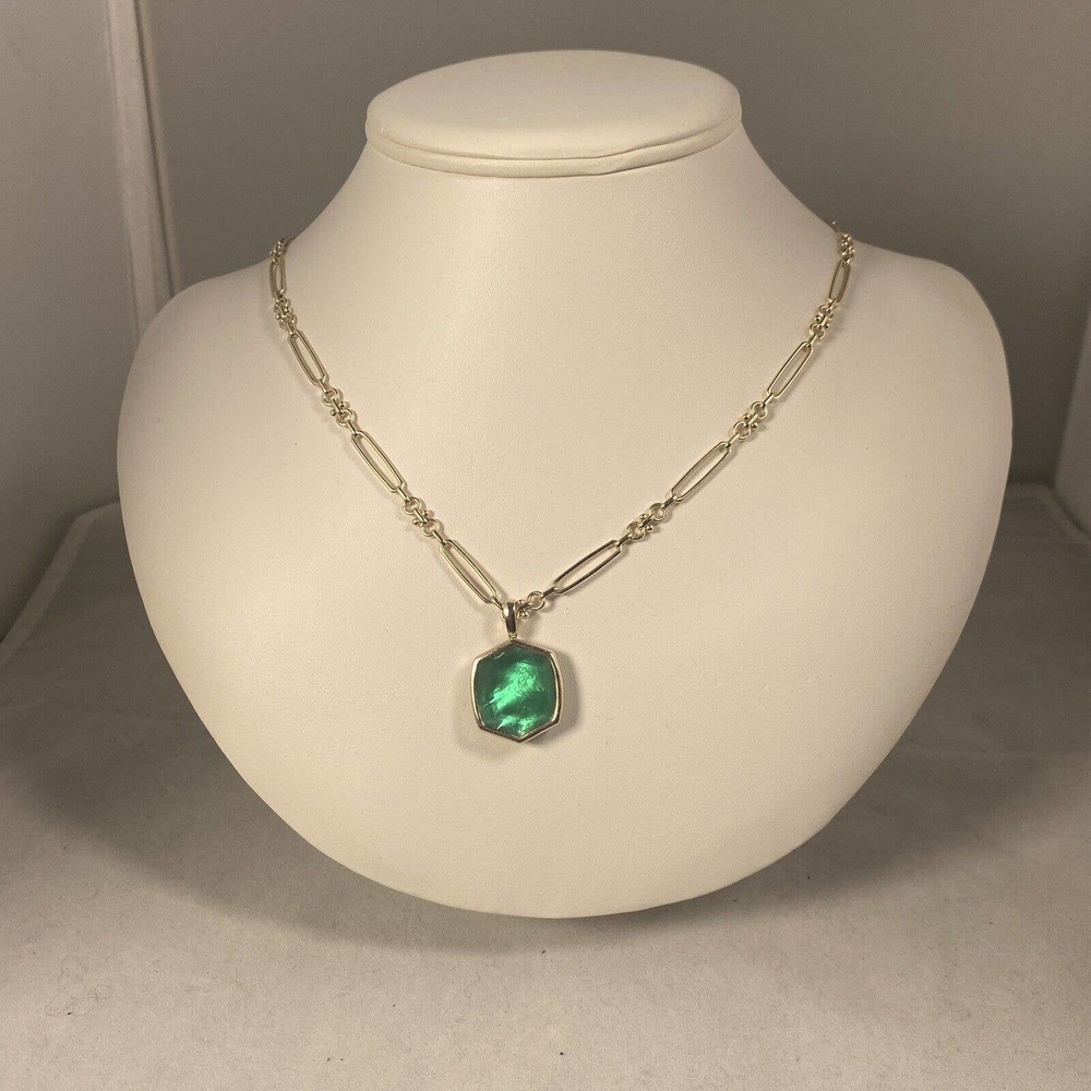 Kendra Scott Gold Tone Gold Emerald Green Davis Pendant chain Necklace